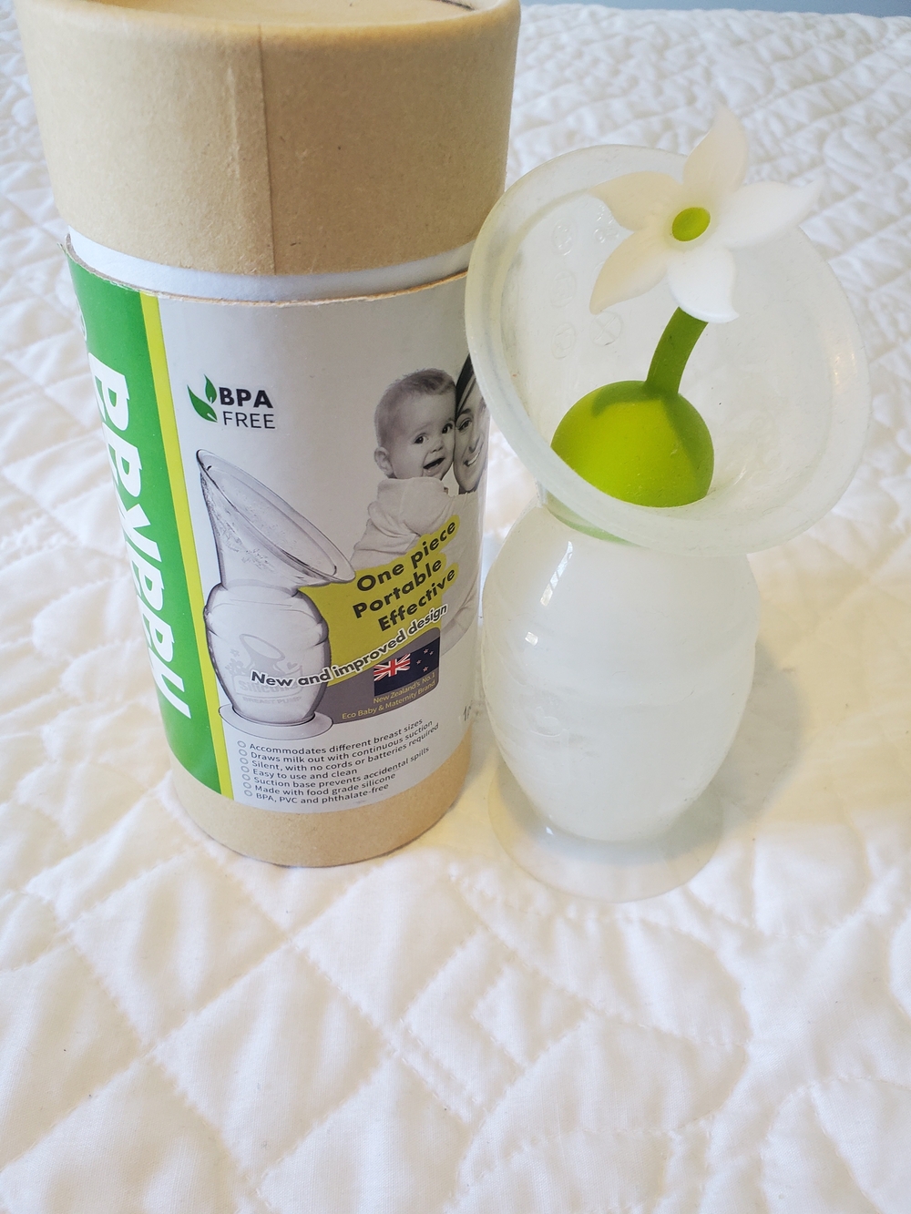 Haakaa Breast Milk Collector with Flower Suction - Manual Pump